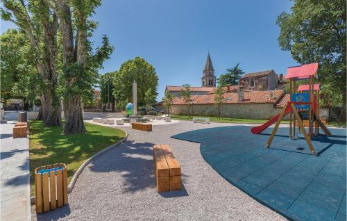 Viesnīcas āriene, Amazing Home In Barat With House A Panoramic View in Barat