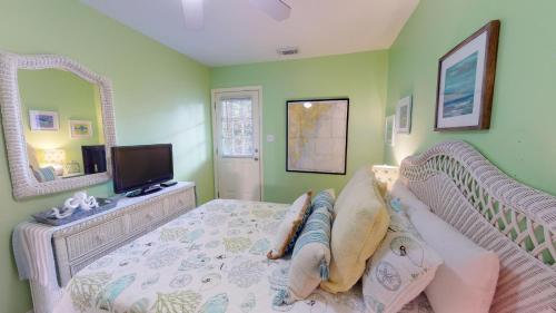 South Beach Ocean Condos S 01 by Tybee Beach Vacation Rentals South Beach Ocean Condos S 01 by Tybee Beach Vacation Rentals