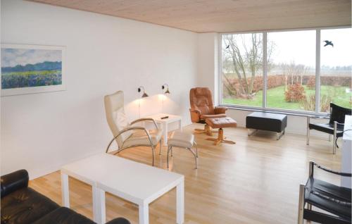  Three-Bedroom Holiday Home In Norre Nebel in Nørre Nebel
