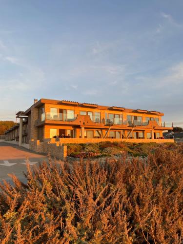 ทัศนียภาพภายนอกโรงแรม, Moonstone Landing in แคมเบรีย (CA)