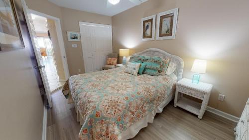 South Beach Ocean Condos S 02 by Tybee Beach Vacation Rentals South Beach Ocean Condos S 02 by Tybee Beach Vacation Rentals