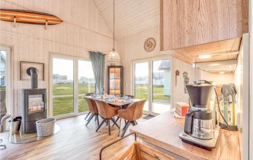 virtuvė, Stunning Home In Ostseeresort Olpenitz With Sauna in Olpenitzas