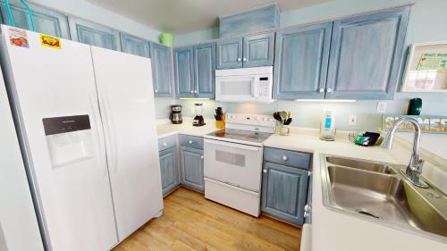 South Beach Ocean Condos S 05 by Tybee Beach Vacation Rentals South Beach Ocean Condos S 05 by Tybee Beach Vacation Rentals