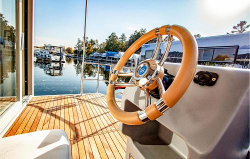 外部景觀, Amazing Ship In Hennigsdorf in 黑尼格斯多夫