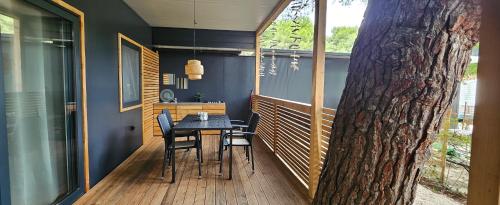 2 bedrooms, 2 beds