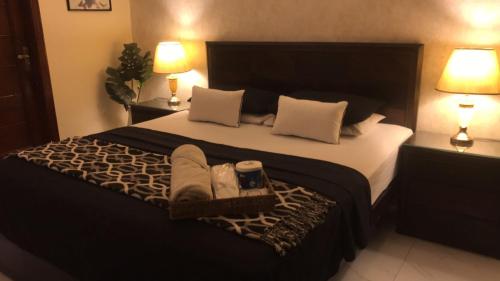 Divine continental - image 4