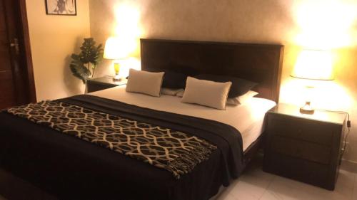 Divine continental - main image