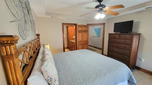 The Vue 237 by Tybee Beach Vacation Rentals The Vue 237 by Tybee Beach Vacation Rentals
