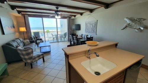 The Vue 237 by Tybee Beach Vacation Rentals The Vue 237 by Tybee Beach Vacation Rentals