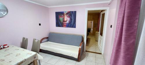 Apartment image 2