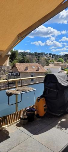 Appart terrasse climatisee 20 min de la Plage in Les Trois-Lucs