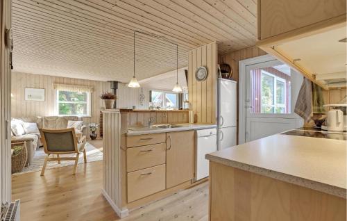 Kitchen, 3 Bedroom Stunning Home In Blavand in Vejers Strand