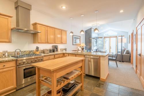 Snowstar Condominiums Ketchum Walk to Town - image 11