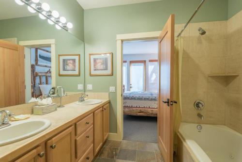 Snowstar Condo 23 – Ketchum/ Sun Valley, ID
