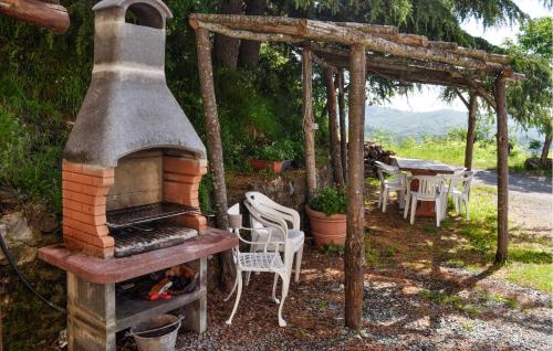 Hotelli välisilme, 3 Bedroom Amazing Home In Castiglione Chiavarese in Castiglione Chiavarese