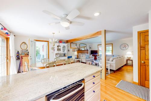 Seashore Splendor Seashore Splendor