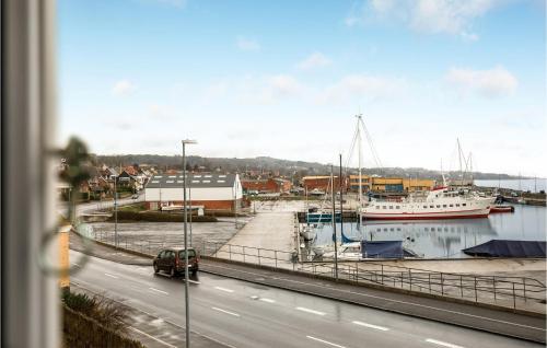 View, Gorgeous Apartment In Allinge With Wifi in Tejn