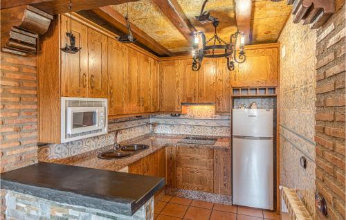 Konyha, Pet Friendly Home In Mecina Bombarón (Pet Friendly Home In Mecina Bombaron) in Alpujarra De La Sierra