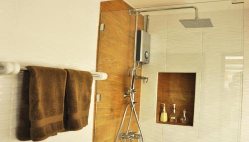 Bathroom, Family House Zen Boutique Resort in Pai