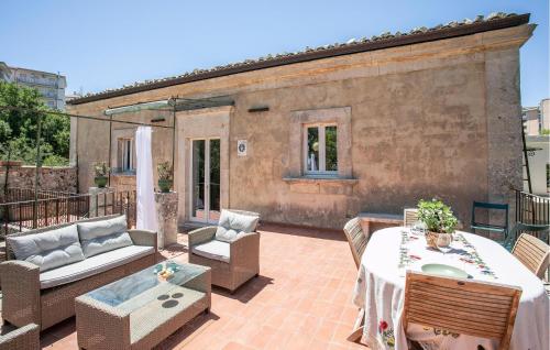  Lovely Home In Ragusa With Wifi in Ragusa