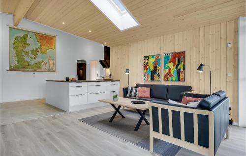 Lovely Home In Ebeltoft With Sauna in Ebeltoft