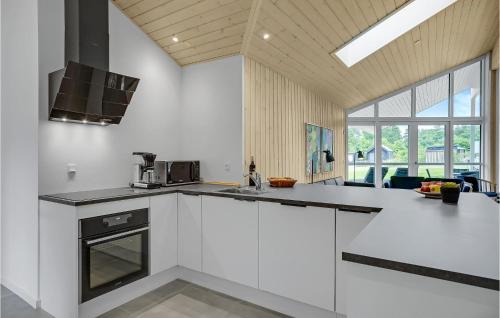 Kitchen, Lovely Home In Ebeltoft With Sauna in Ebeltoft
