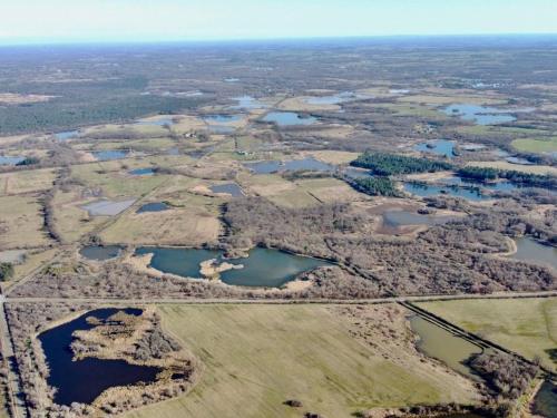 Gîte en Brenne avec Terrasse et Garage Privé - FR-1-591-316 (Gite en Brenne avec Terrasse et Garage Prive - FR-1-591-316) in Chenonceaux