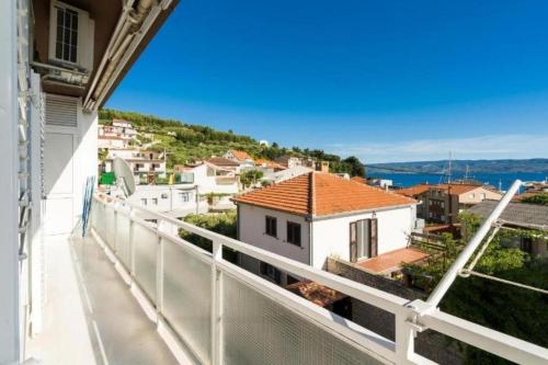 Apartments with WiFi Sumpetar Omis - 12356 - image 14