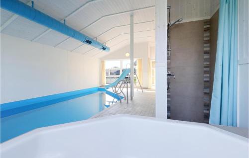 Peldbaseins, Strandblick 11 in Brodersby