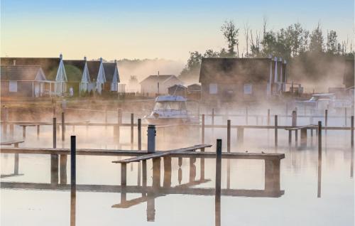 Lovely Home In Zerpenschleuse With Wifi Lovely Home In Zerpenschleuse With Wifi