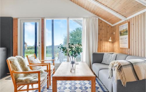  Cozy Home In Ebeltoft in Ebeltoft
