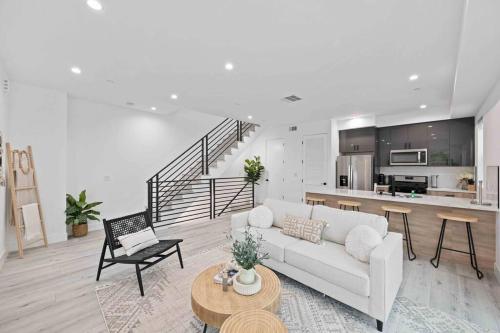 Prime Location 3BD 3BA Luxury Living in LA, Los Angeles (fotografie 6)