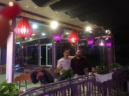 room detail thumbnail 2