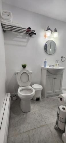 Room in Halifax - Studio Suite, Halifax (foto 10)