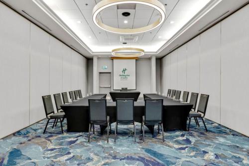 홀리데이 인 앤 스위트 오타와 웨스트 - 카나타 바이 IHG - 연회장