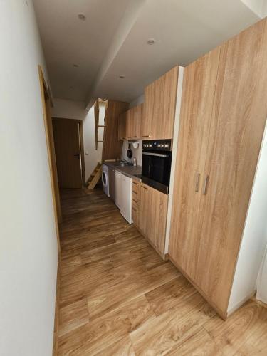 ห้องครัว, Magazaki Apartments Tešnjar (Magazaki Apartments Tesnjar) in วาลเจโว