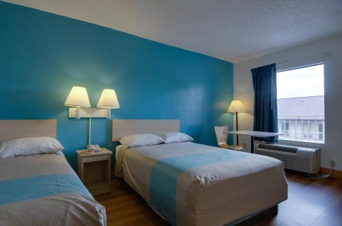 Motel 6-Atlanta, GA thumb 4