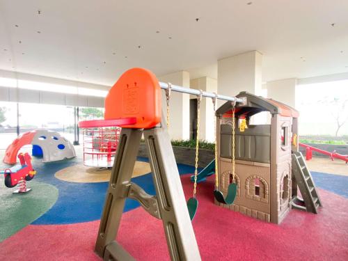 Best Homey and Nice Studio at Vasanta Innopark Apartment By Travelio