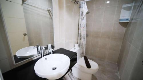 Two-Bedroom Apartment image 6