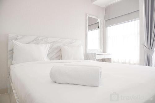 Modern Look and Comfy Studio Citra Living Apartment By Travelio