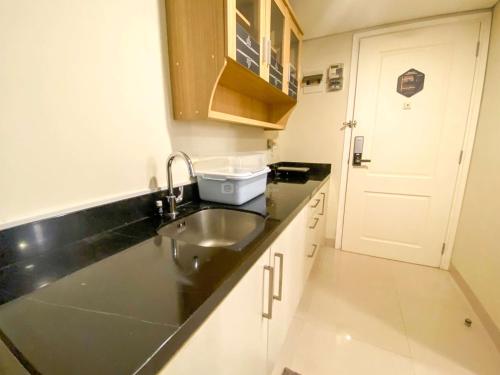 Studio Apartment image 7