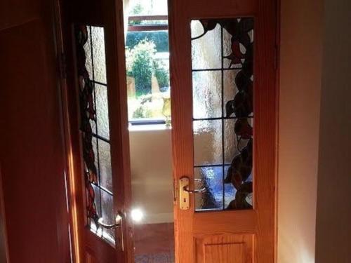 Cottage "James Tymon" mit Terrasse und Garten in กอร์ทีน