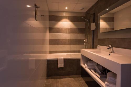 Mercure Cherbourg Centre Port - image 13