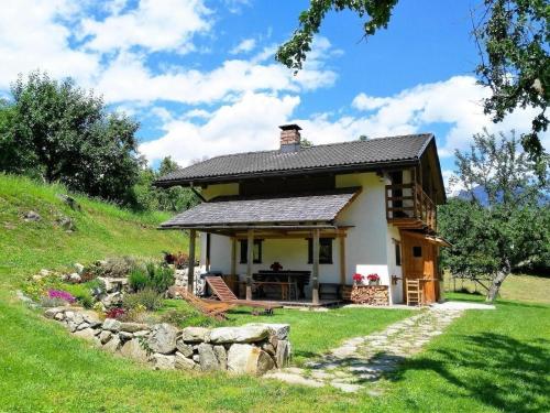  La Casetta nel Frutteto, romantisches Chalet in den Dolomiten, Unterkunft in Mezzano