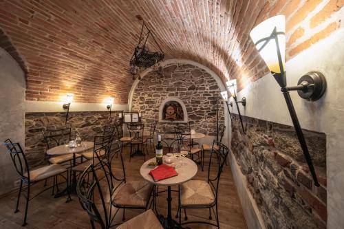 Étterem, Penzion Mnich in Nova Bystrice