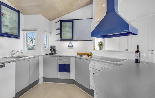 Konyha, Nice Home In Skælskør With Sauna in Skaelskor