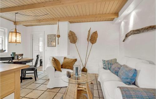  Awesome Apartment In Blokhus With Wifi in Blokhus