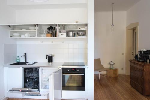 Studio Altbau 258m von Paul-Schneider-Straße entfernt