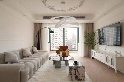 EHUB - City View Apt in Xintiandi Area with French Design Spacious 3Bedroom, Szanghaj
