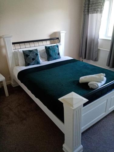 MK City Center House* 2 bed MK City Center House* 2 bed